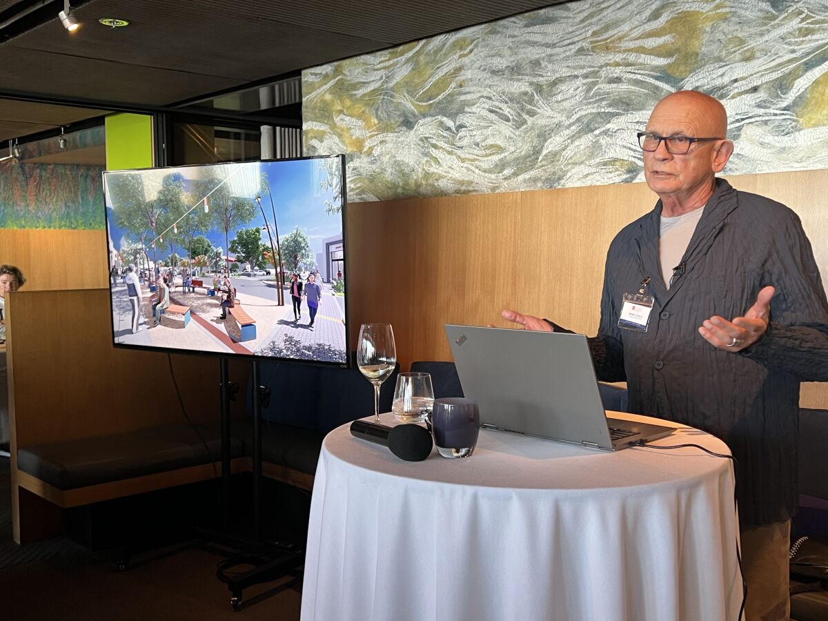 Architect Mark Steele discusses Phase 1 streetscape plans at the La Jolla Community Foundation member and donor event May 2.
