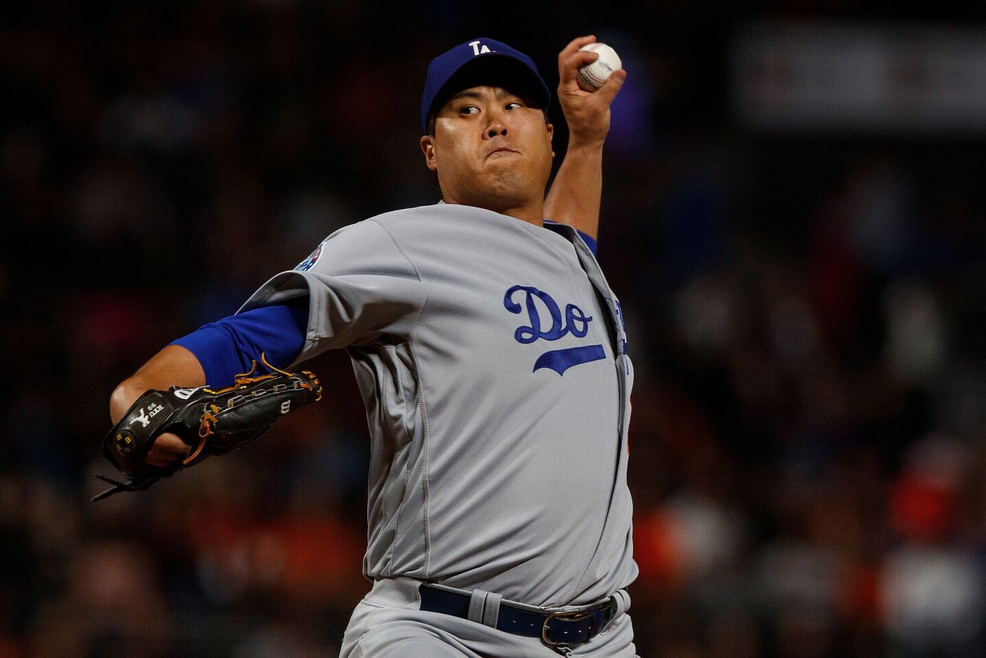 SAN FRANCISCO, CA - SEPTEMBER 28: Hyun-Jin Ryu #99 of the Los Angeles Dodgers pitches against the San Francisco Giants during the first inning at AT&T Park on September 28, 2018 in San Francisco, California. (Photo by Jason O. Watson/Getty Images) ** OUTS - ELSENT, FPG, CM - OUTS * NM, PH, VA if sourced by CT, LA or MoD **