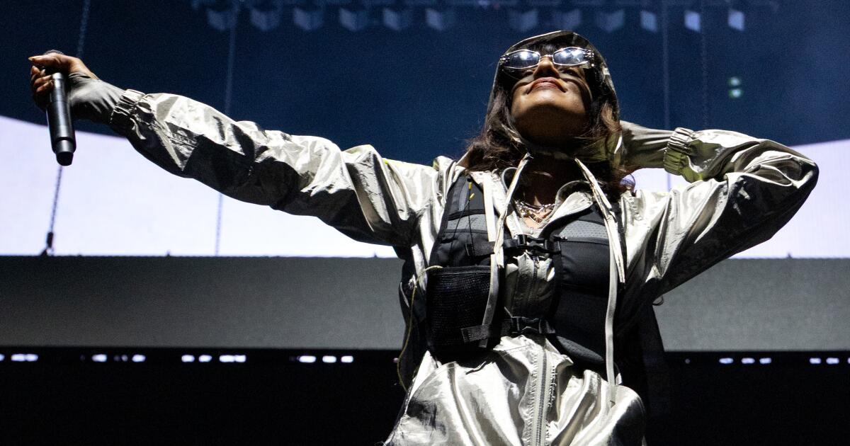 Kid Cudi exclut MIA de sa tournée après avoir déclaré qu’il “ne pouvait pas le faire légalement”