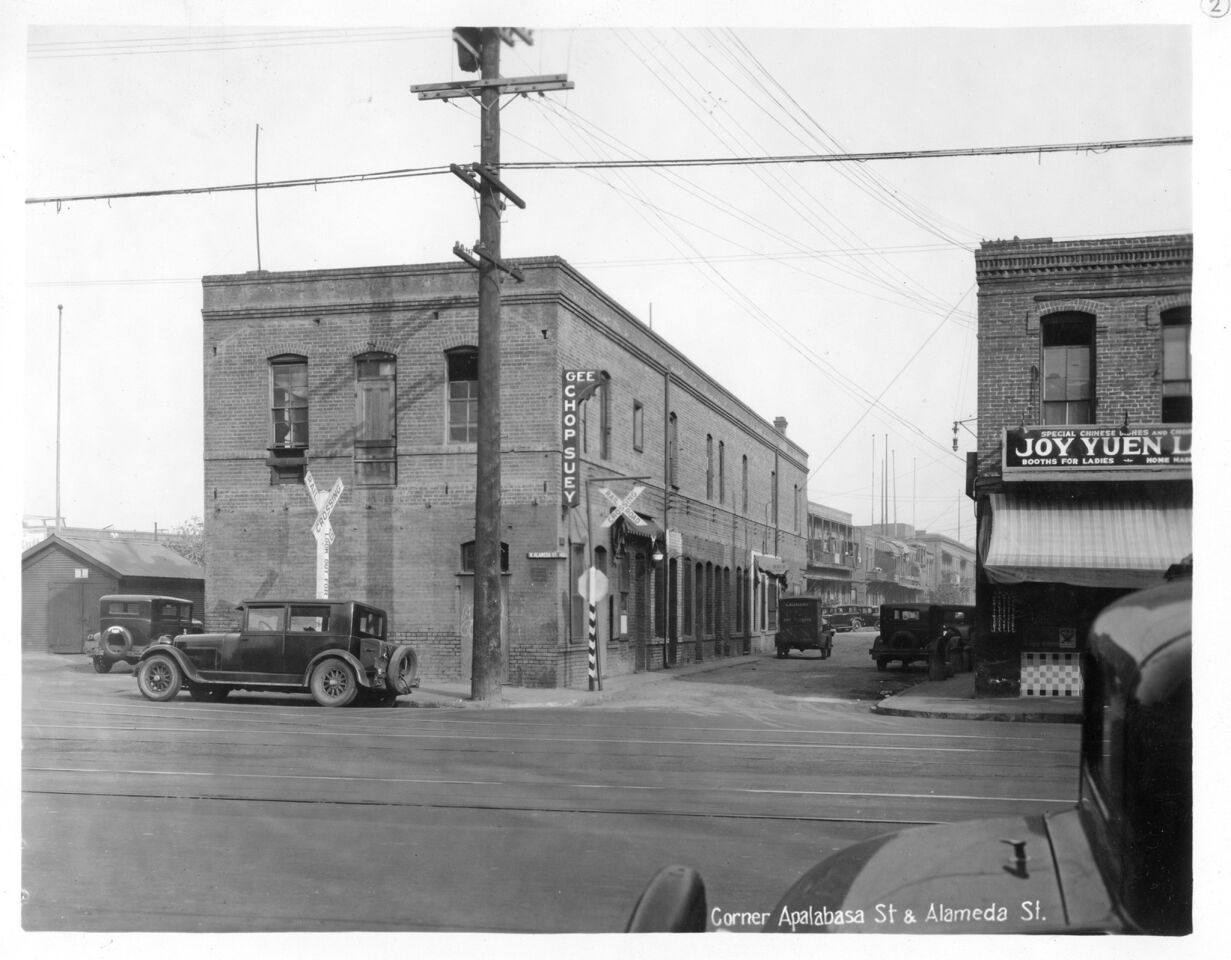 Corner Apablasa Street and Alameda Street, ca. 1933. Gelatin silver print.