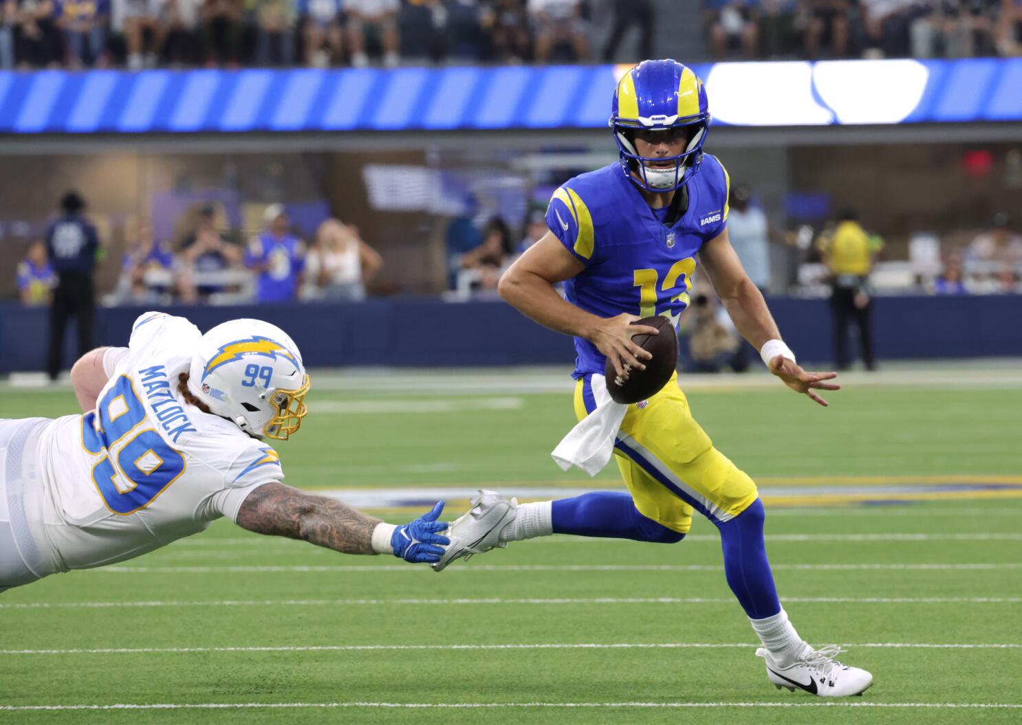 Rams-Raiders preseason preview: Is it Tre Tomlinson's time to shine? - Turf  Show Times