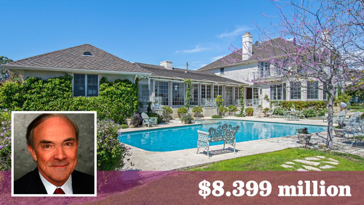 Bob Pisano, the former president of the Motion Picture Assn. of America, has put his Pacific Palisades home up for sale at $8.399 million.