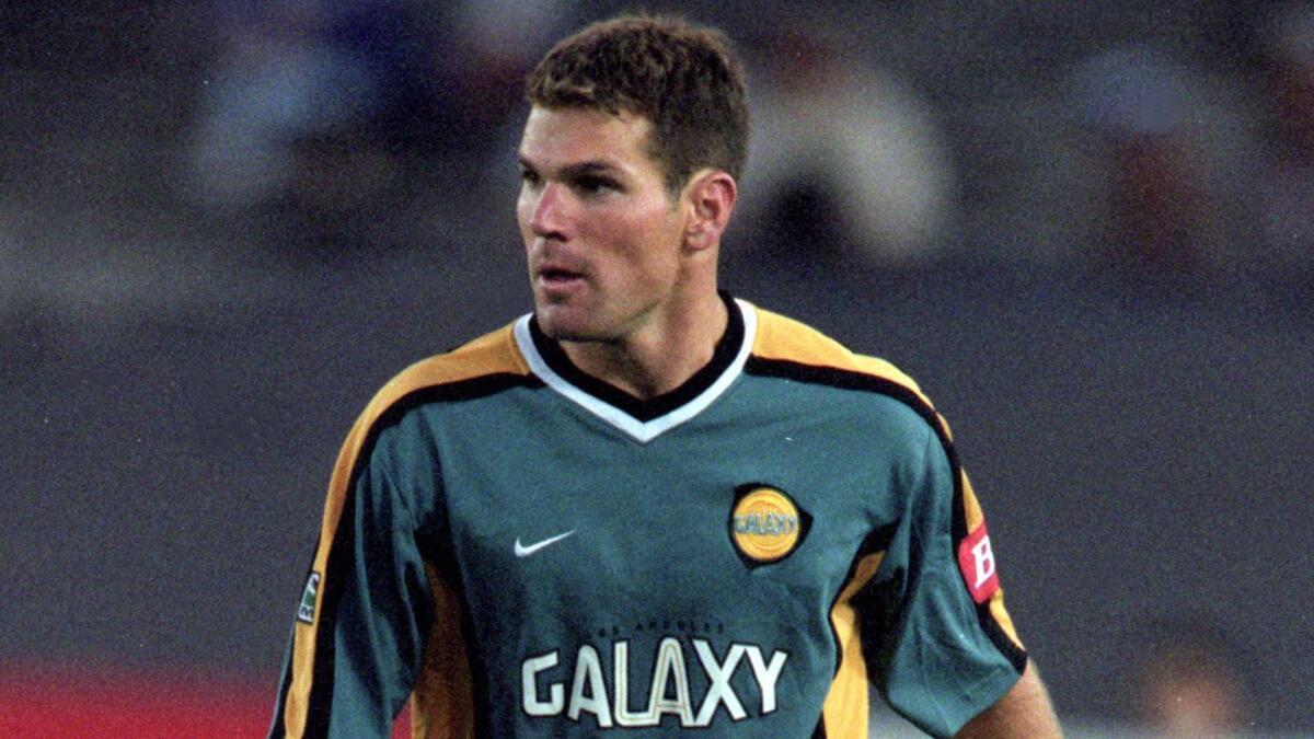 Greg Vanney, shown in 2000, was a member of the 1998 Galaxy team that set a league record with 68 points scored. Vanney is coach of the Toronto team that broke that mark with 69 this season.
