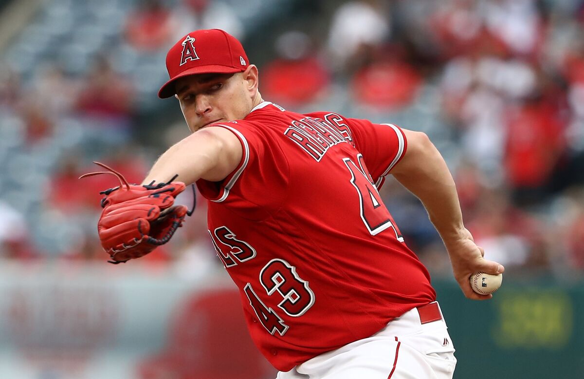 Garrett Richards, here pitching for the Angels, will make his Padres debut Monday in Milwaukee.