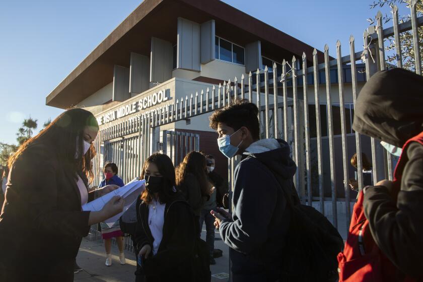  Students return to Olive Vista Middle School on Tuesday, Jan. 11, 2022 in Sylmar, CA.