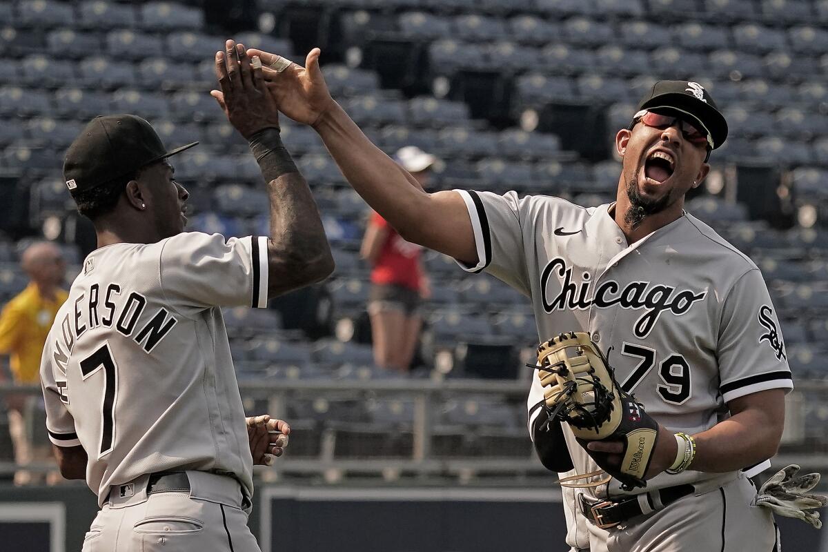 Abreu drives White Sox to another win over Royals