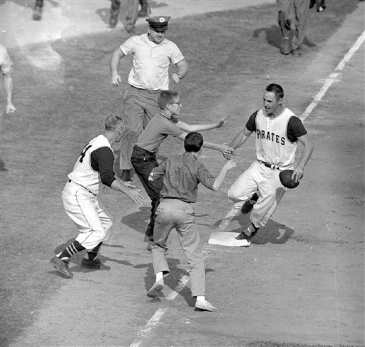 1960 Pittsburgh Pirates Team Photo-WS Game 2 @ Forbes Field