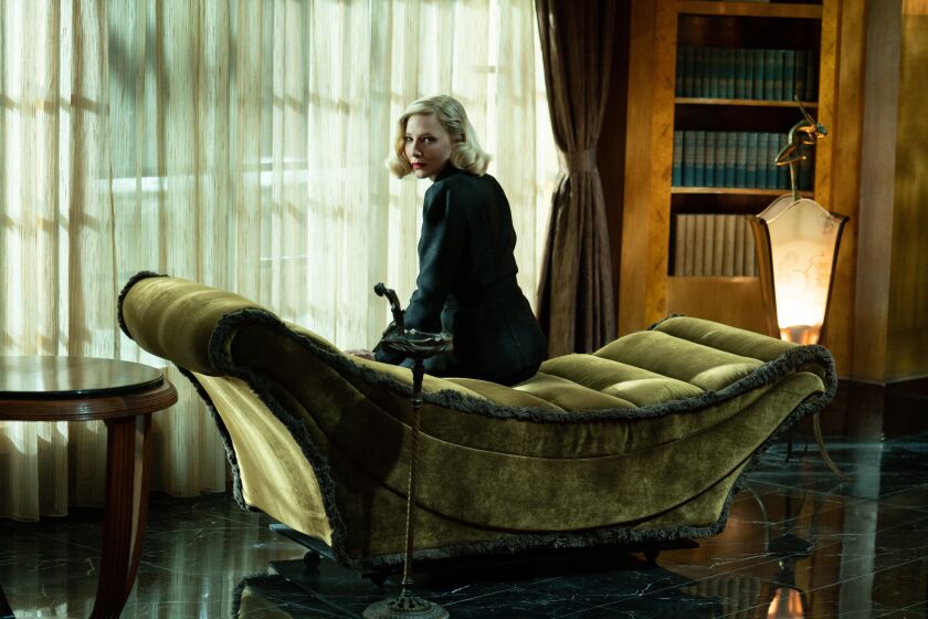 Cate Blanchett in 'Nightmare Alley'