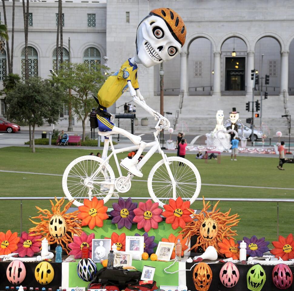 Day of the dead preparations in Los Angeles