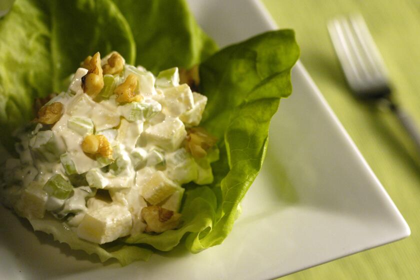 Recipe: Simple Waldorf salad