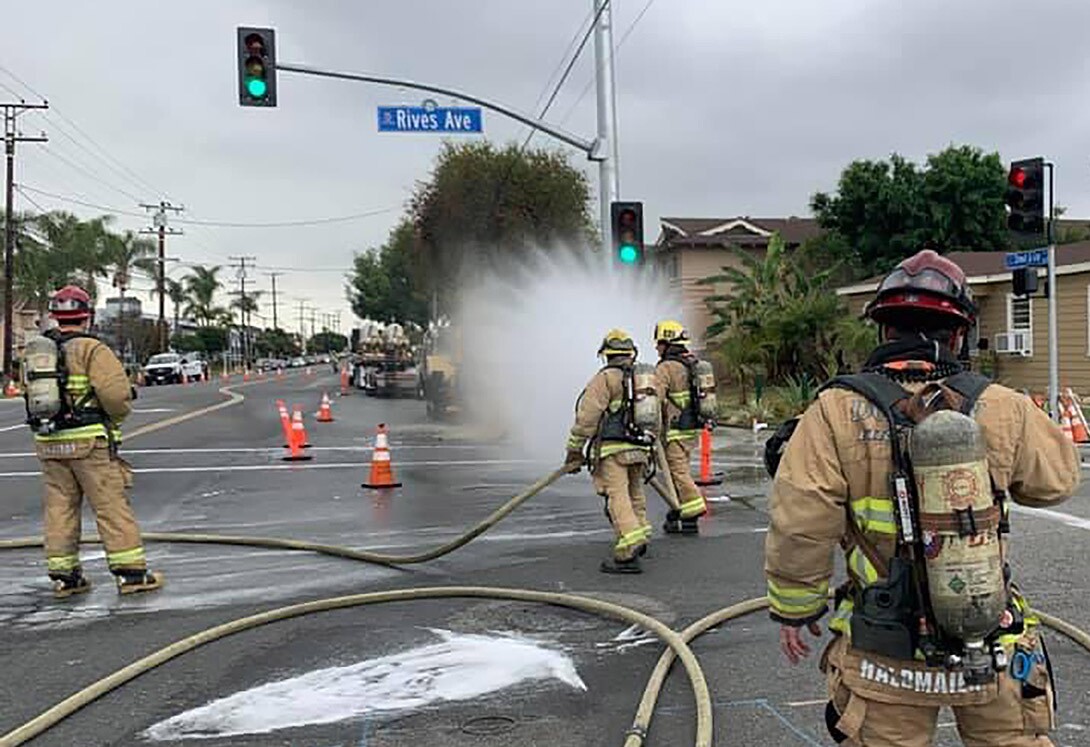 Natural gas leak prompts evacuations in Downey