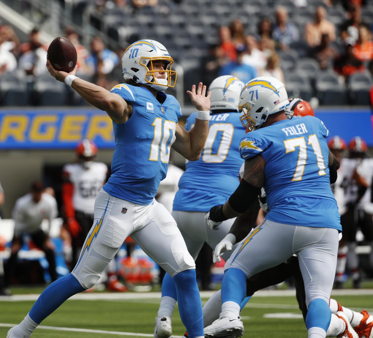 Denver Broncos vs. Los Angeles Chargers Week 18 final score - Mile High  Report