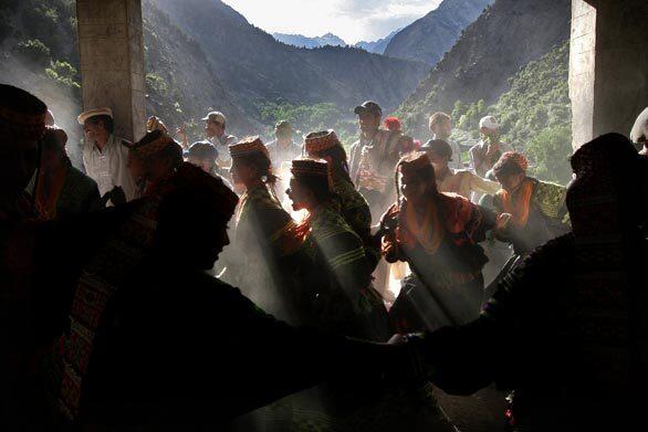 Kalash girls, Pakistan