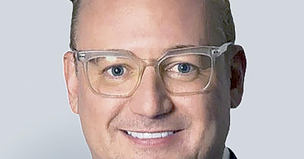 Aaron Thomas Solganick - Los Angeles Times