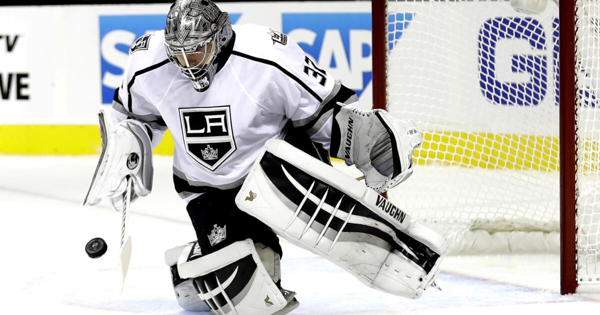 LA Kings put star G Jonathan Quick on injured reserve