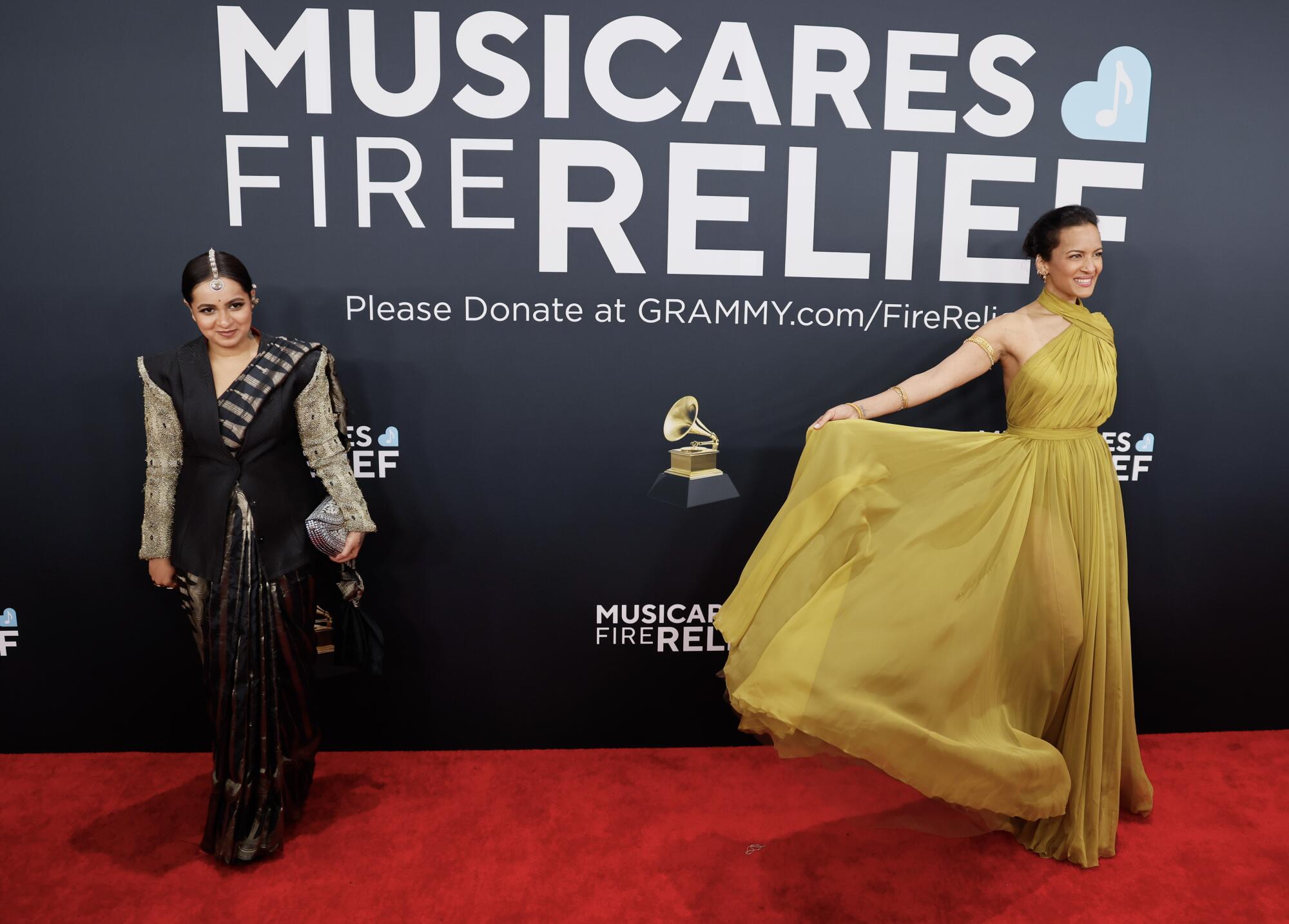 Varijashree Venugopal and Anoushka Shankar at the 67th Grammys Awards (Allen J. Schaben / Los Angeles Times)