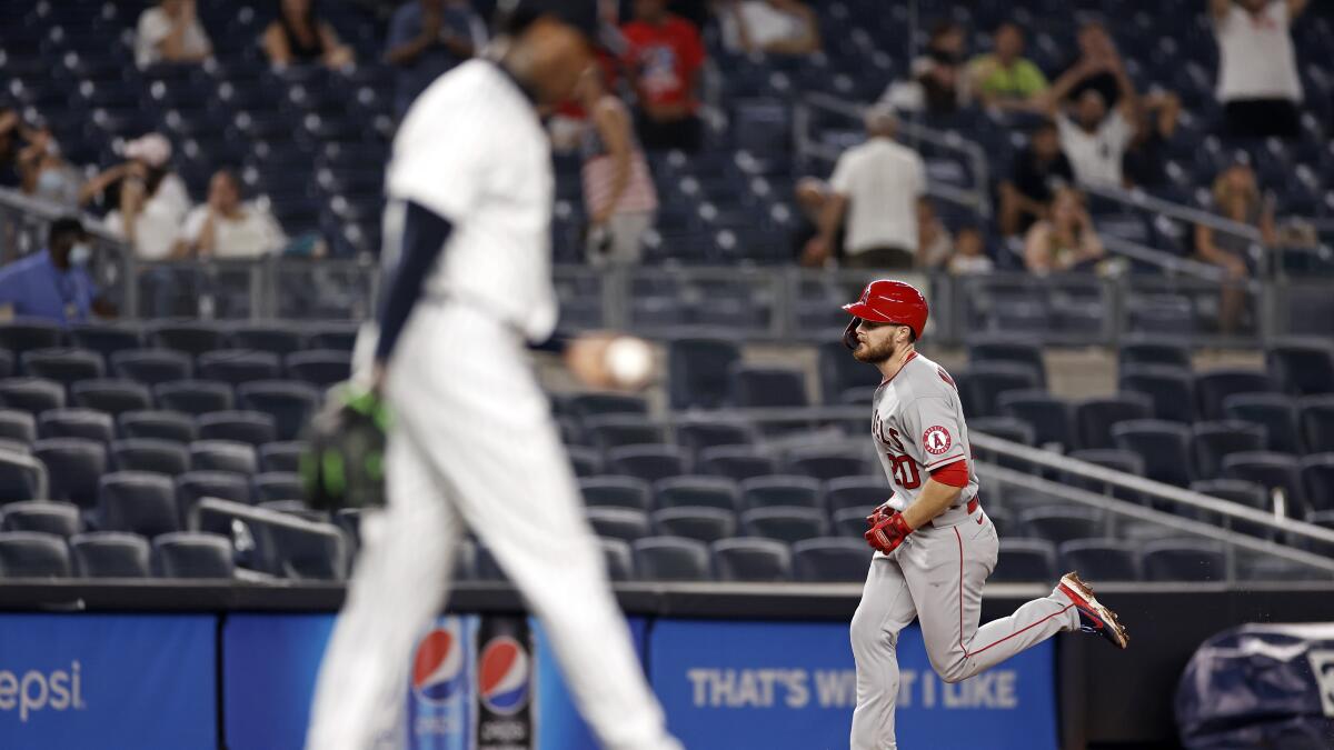 Baseball: Tanaka fans 9, Ohtani sits in Yankees 11-1 win over Angels