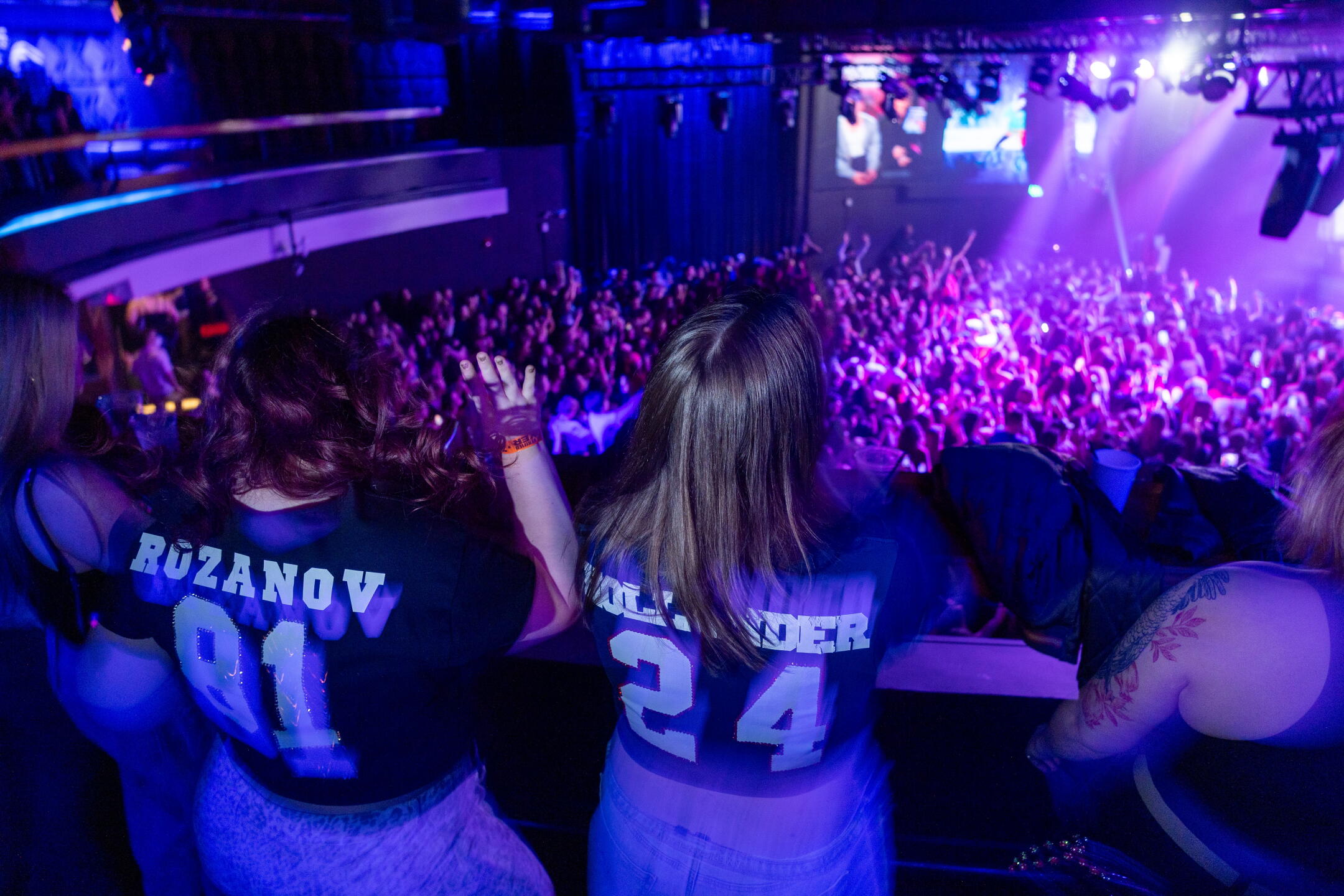 Heated Rivalry Rave How 'Heated Rivalry' became a joyful movement and community - Los ...
