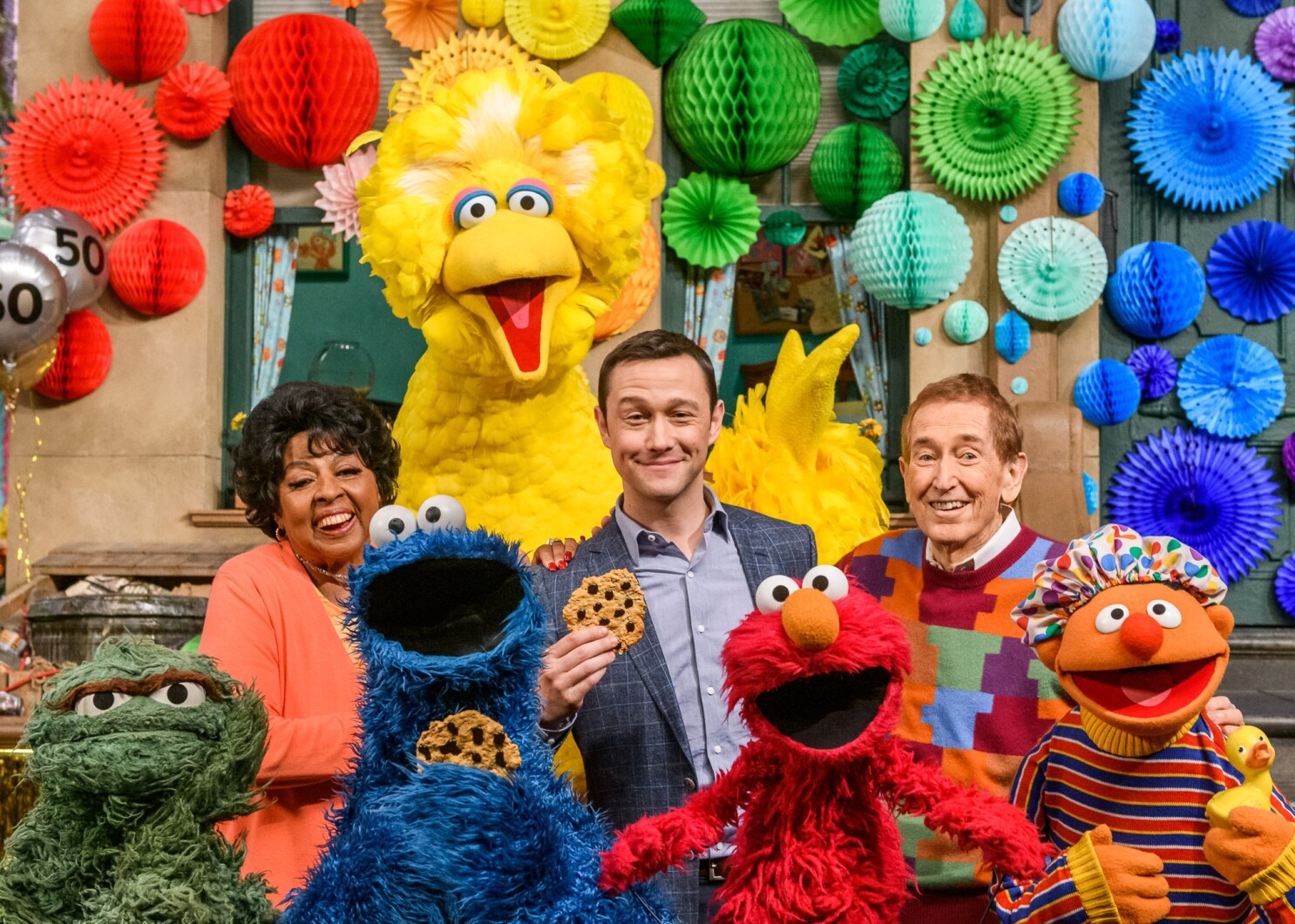 Sesame Street Celebrates 50th Anniversary With Star Power Los Angeles Times