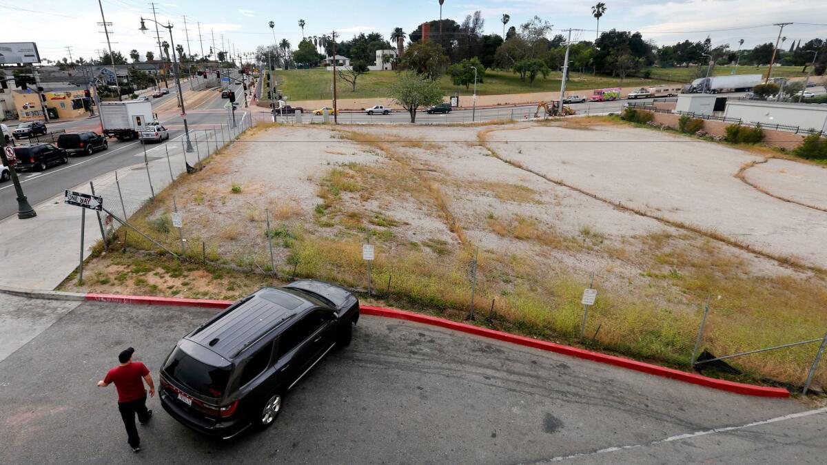 The empty lot at 1st and Lorena streets where a nonprofit developer wants to build homeless housing.