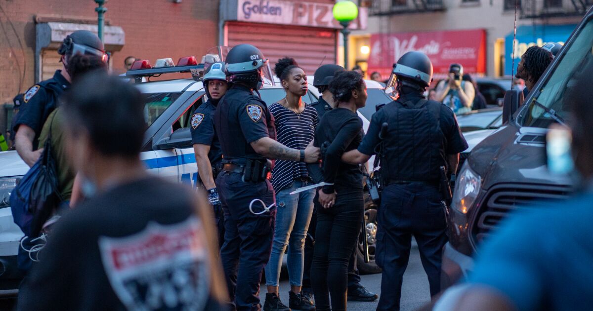Les manifestants recevront 21 500 $ chacun dans le cadre du règlement de « kettling » du NYPD