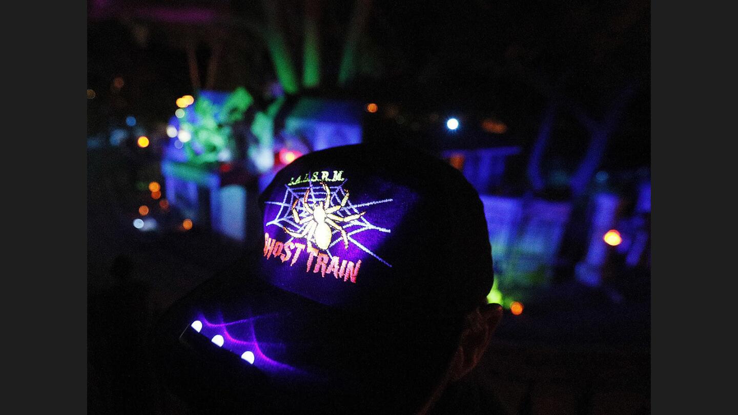 Photo Gallery: L.A. Live Streamers Ghost Train at Griffith Park