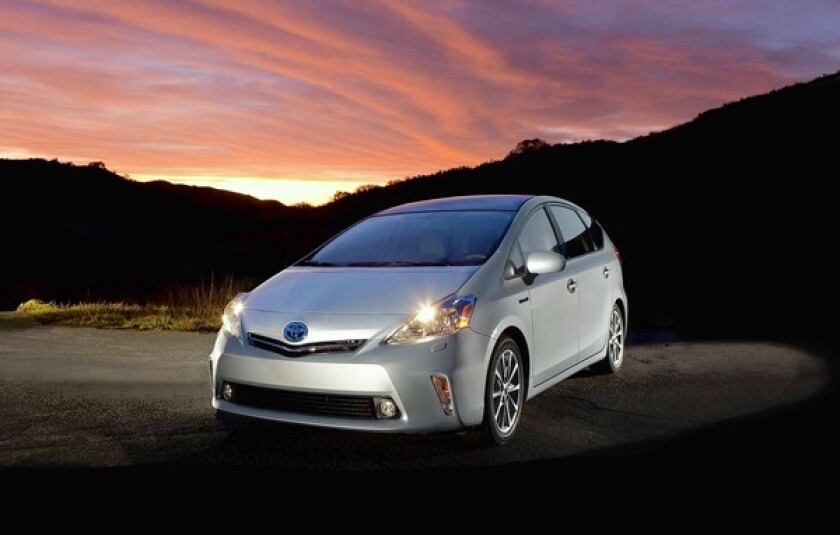 Prius V Toyota Review Los Angeles Times