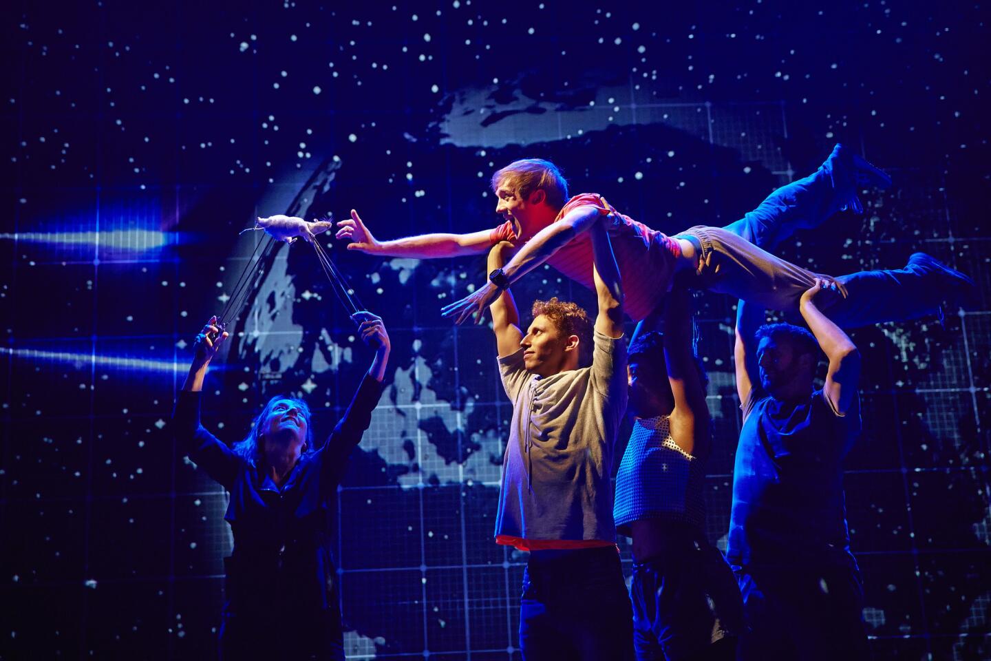 5 awards | 'The Curious Incident of the Dog in the Night-Time'