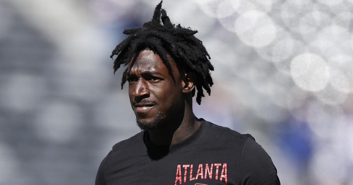 Calvin Ridley suspended for 2022 season for allegedly betting on NFL games  - The Falcoholic