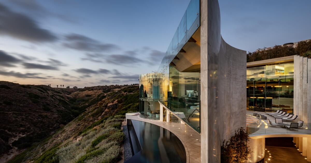 Alicia Keys emerges as buyer of La Jolla's striking Razor House