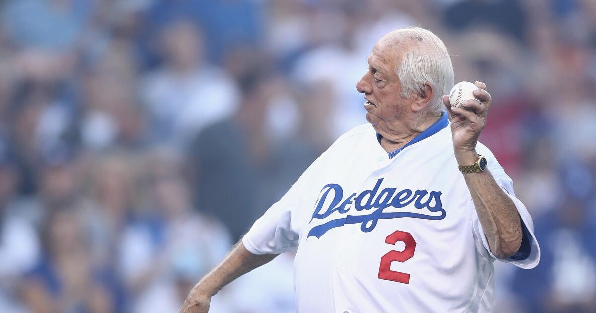 Tom Lasorda brandishes his fighting spirit amid trying times - Los Angeles  Times