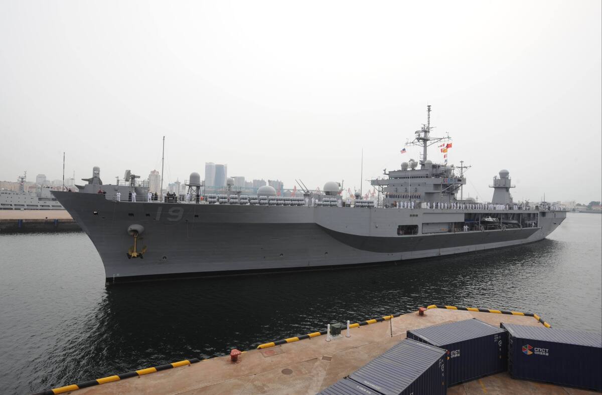 The Blue Ridge, the headquarters of the U.S. Navy's Seventh Fleet, docks at Qingdao port wharf