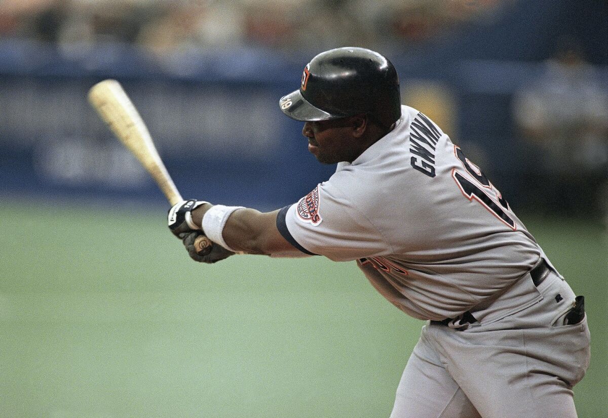 Padres’ Tony Gwynn swings at a pitch against the Houston Astros on August 11, 1994 in Houston. 