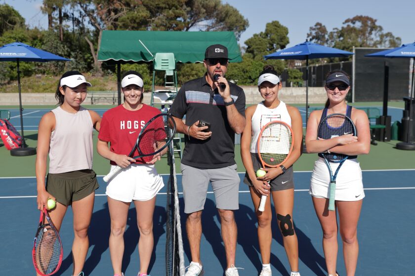 Rachel Lee, Alicia Herrero, RSF Tennis Club Tennis Director Derek Miller, Solymar Colling, Filippa Bruu-Syversen