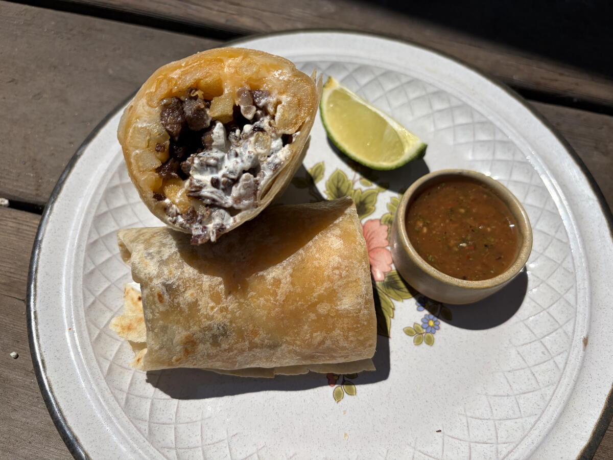 ‘¿Qué es un burrito de California?’ ¿Y cómo conseguir uno en Los Ángeles?