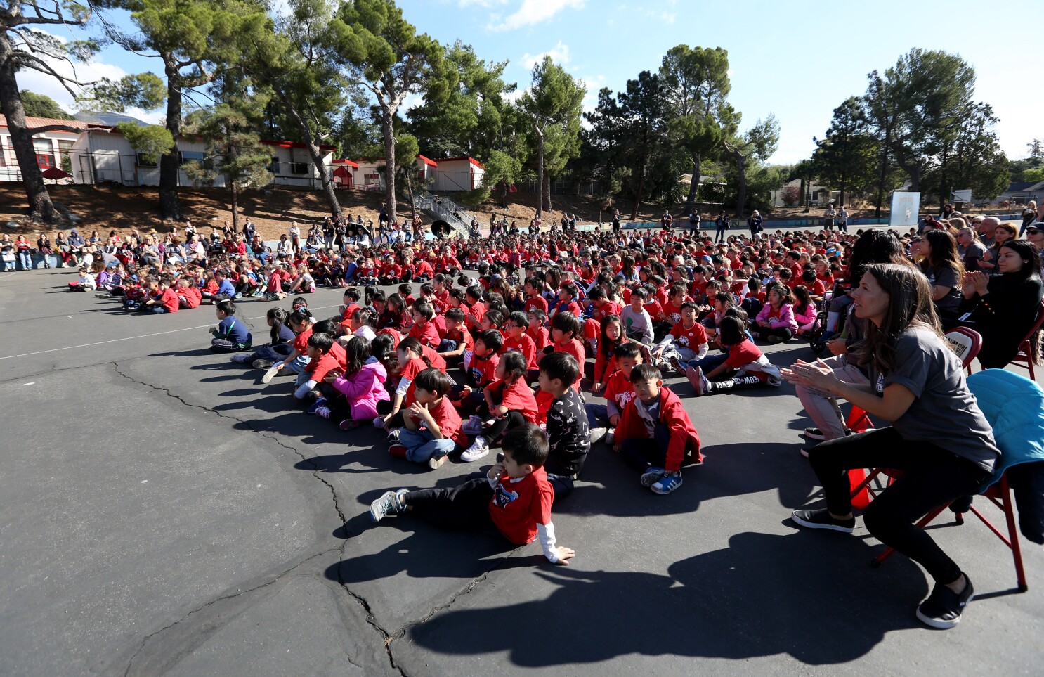 Monte Vista Elementary Embraces Blue Ribbon Honor Los Angeles Times