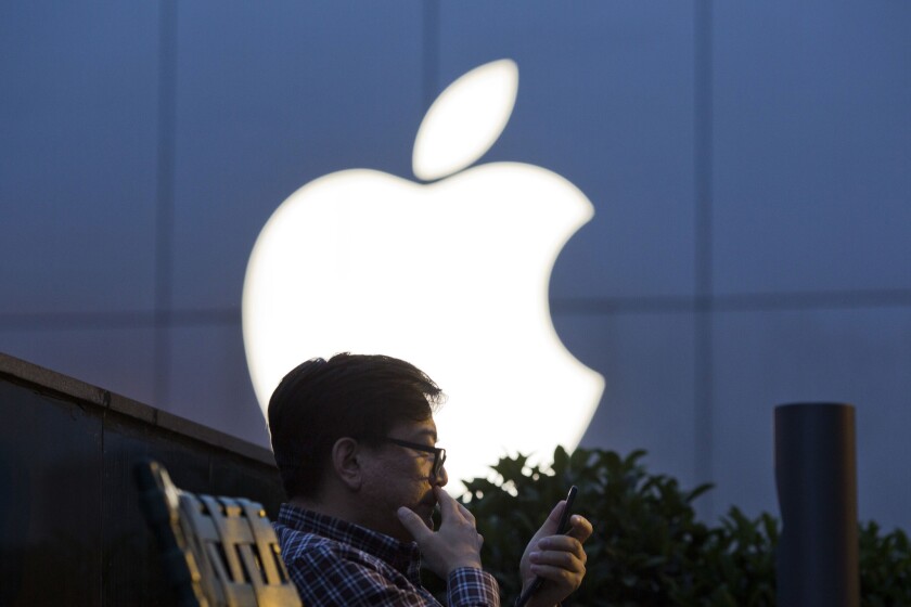 Apple recorded a second straight quarterly sales decline for the first time since 2002.