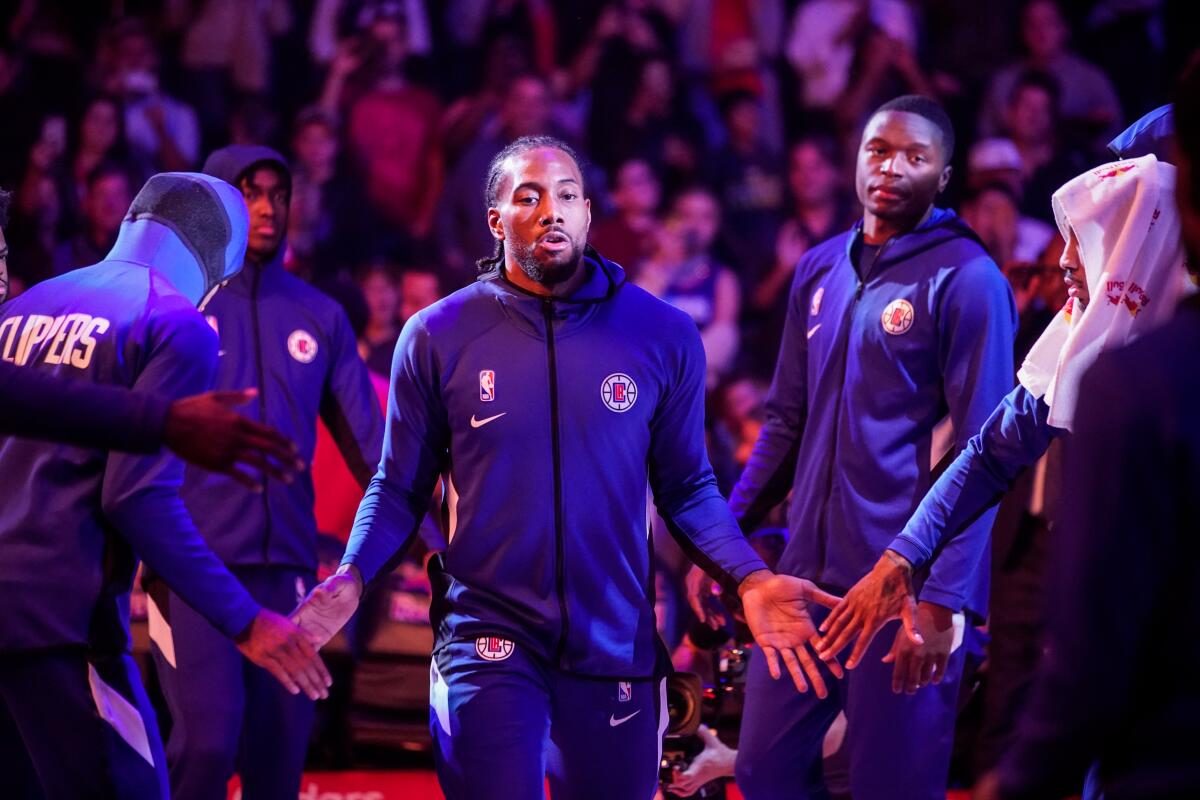 Clippers forward Kawhi Leonard (2), before the game between the Utah Jazz and the Clippers at Staples Center on Sunday.