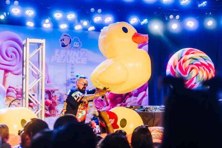 Lenny Pearce's baby rave: dancing toddlers, glow sticks and bass drops ...