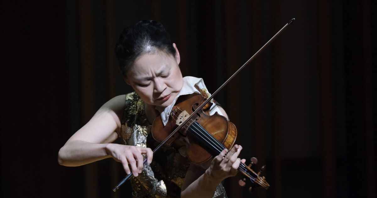 Recensione: Midori suona brillantemente il violino solista di Bach per la La Jolla Musical Society