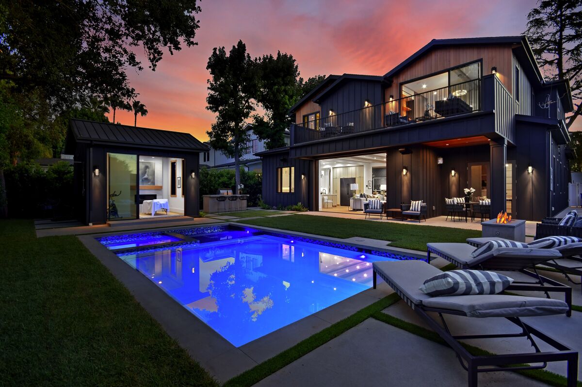 Karen Sarahi Gonzalez, the beauty personality known on YouTube and Instagram as iluvsarahii, has bought a newly built Encino home for $3.195 million.