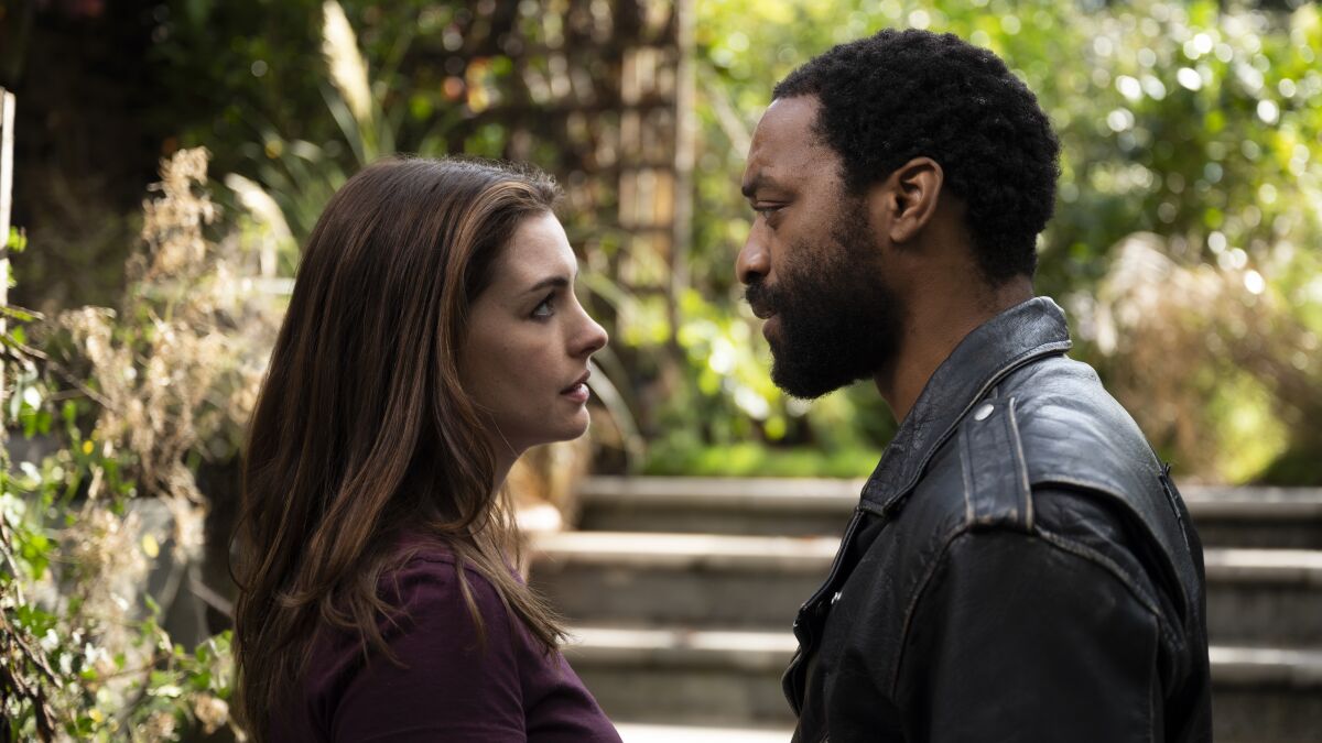 Anne Hathaway and Chiwetel Ejiofor in the movie "Locked Down."