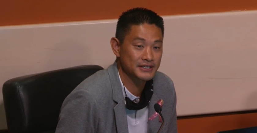 Huntington Beach City Manager Oliver Chi speaks to members of the City Council on Oct. 19.