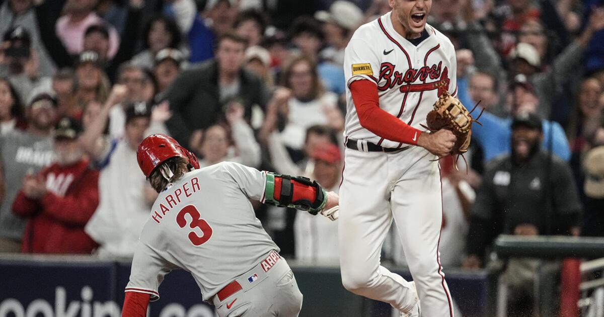 Braves luck out in series against Padres