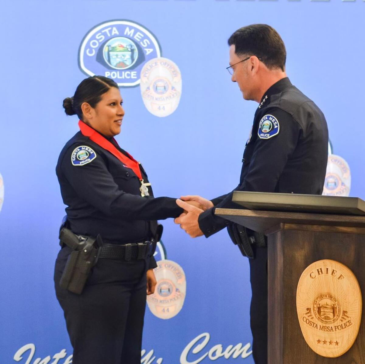 Officer Eloisa Peralta received the Special Medal of Merit after intervening in a 2021 stabbing.