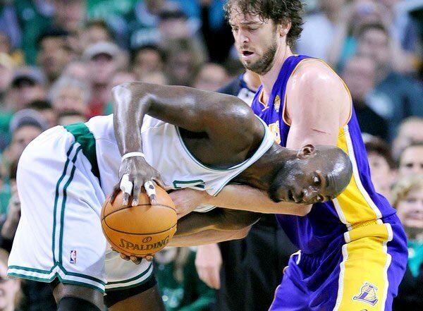 Kevin Garnett, Pau Gasol