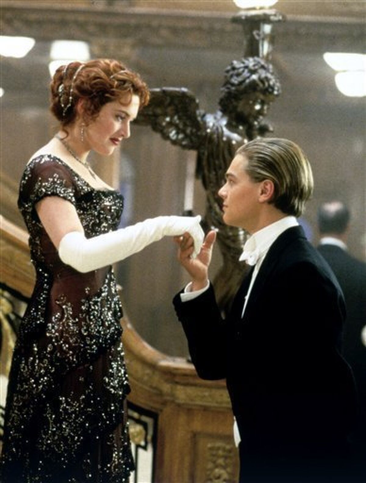 Titanic' duo DiCaprio and Winslet sail again - The San Diego Union ...