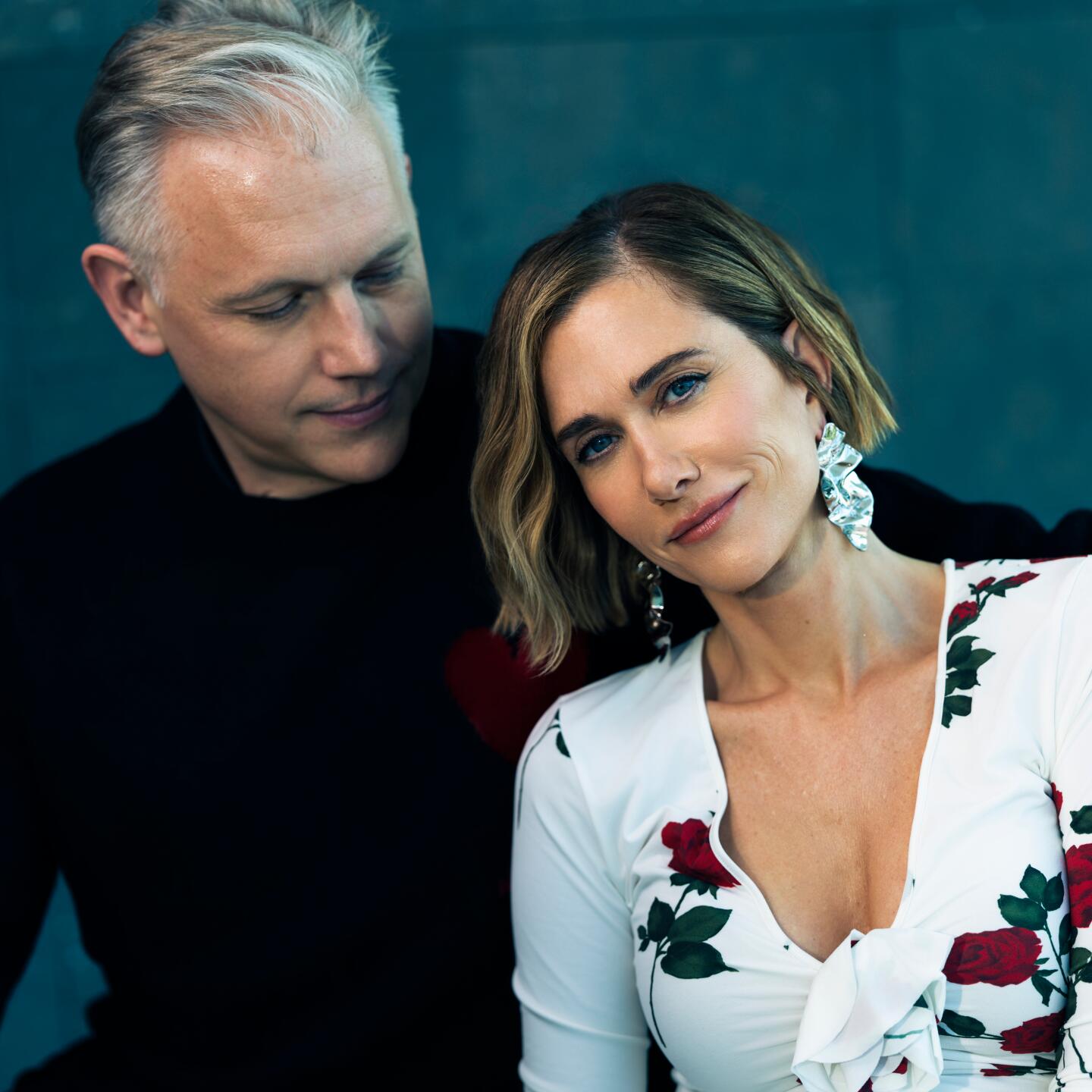 Exquisite 'palm Royale' Boss And Kristen Wiig On Whether That Finale Wedding Twist Means The Show Is Over Capture for Desktop Exquisite 'palm Royale' Boss And Kristen Wiig On Whether That Finale Wedding Twist Means The Show Is Over Capture for Desktop