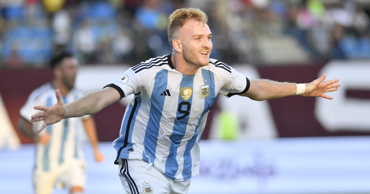 Argentina vence 1-0 a Brasil y garantiza un lugar a los Juegos Olímpicos de París y elimina a sus archirrivales