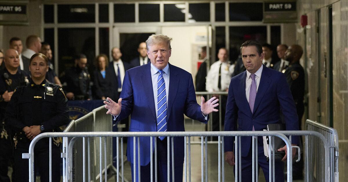 Görüş: Susma parası davası Aday Trump için iyi bir görünüm değil